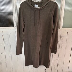 Columbia moss green Hooded Dress with Pocket